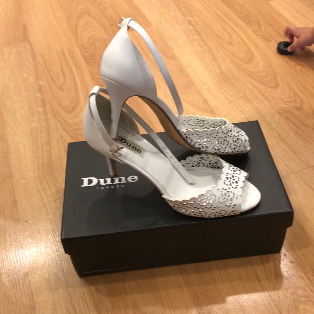 Dune heels